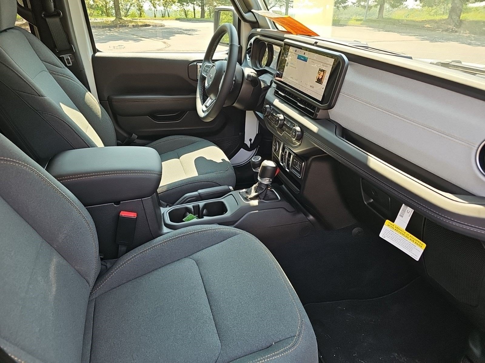 Certified Used 2025 Bright White Clearcoat Jeep Sahara image 9