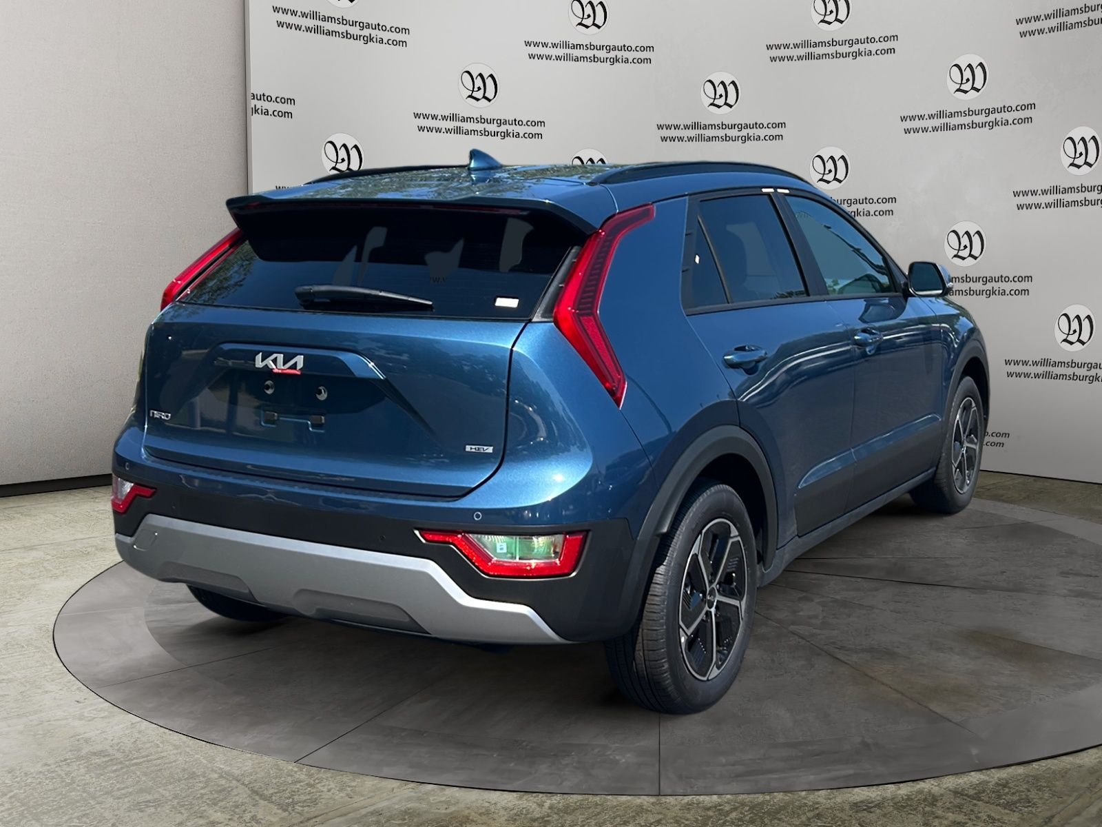 New 2026 Mineral Blue Kia EX image 5