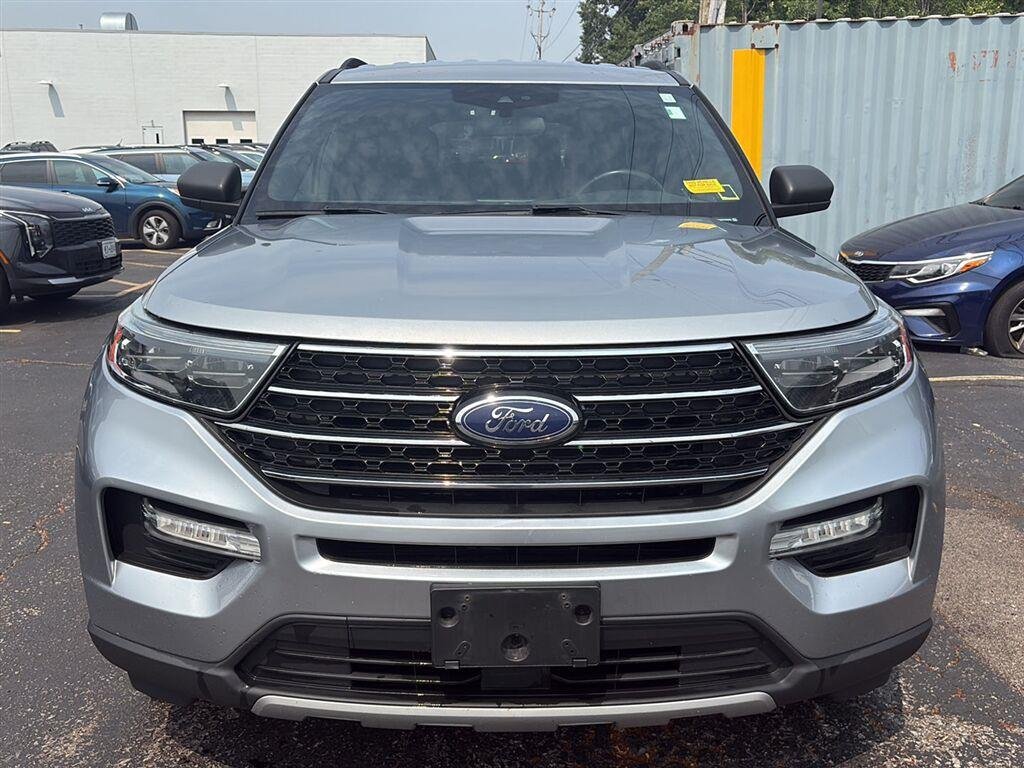 Used 2020 Iconic Silver Ford XLT image 15