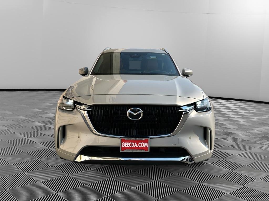 Used 2025 Platinum Quartz Mazda S Premium Plus Package image 2