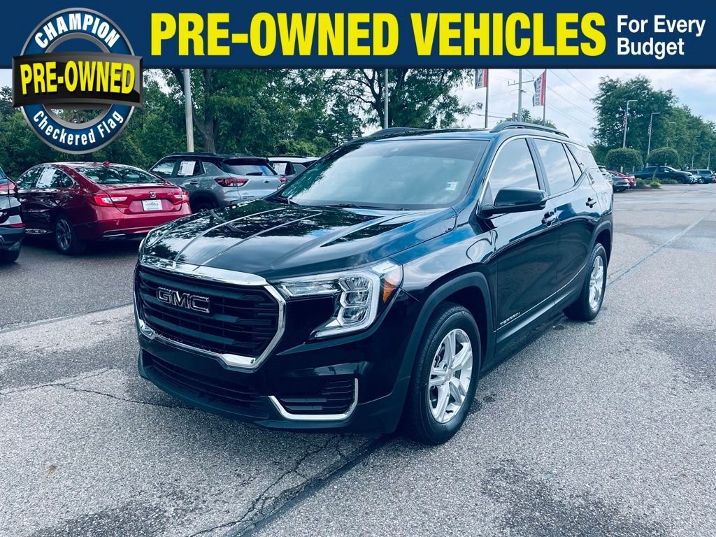 Used 2024 Black GMC SLE image 1