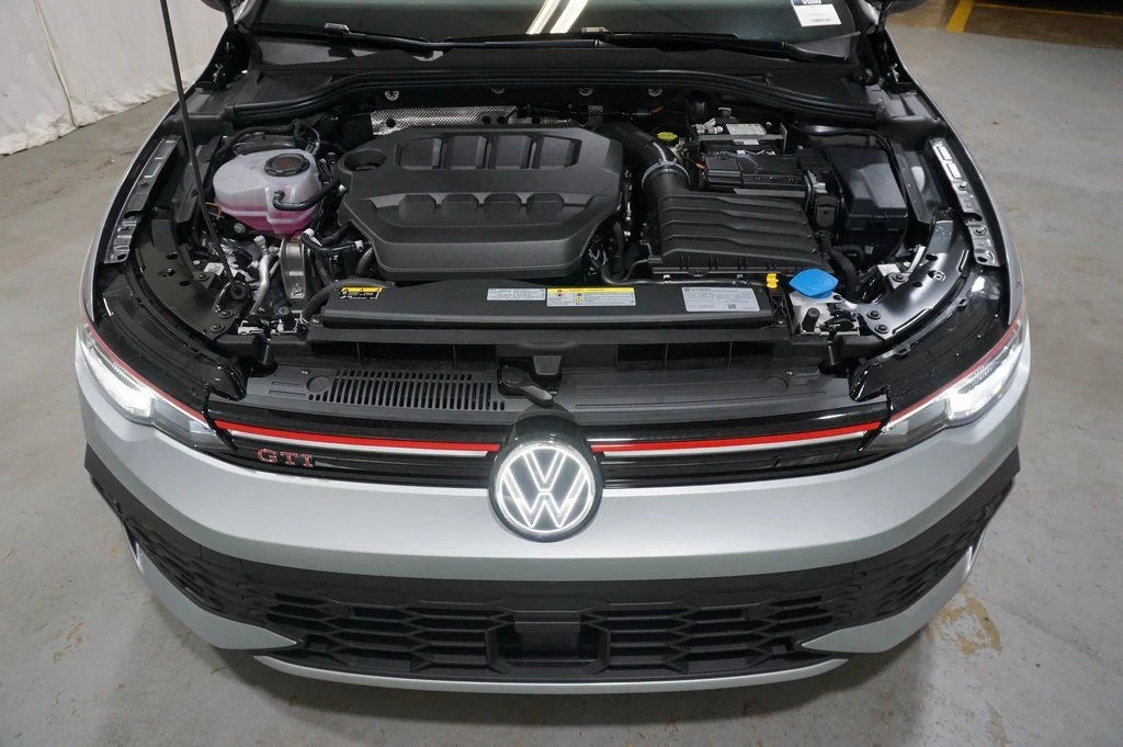 New 2026 Alpine Silver Volkswagen 2.0T SE image 32