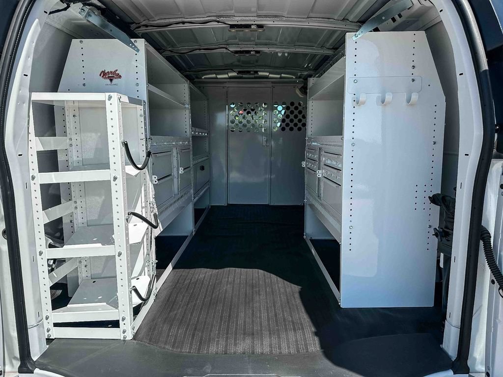2025 Chevrolet Express Cargo Work Van - Photo 8