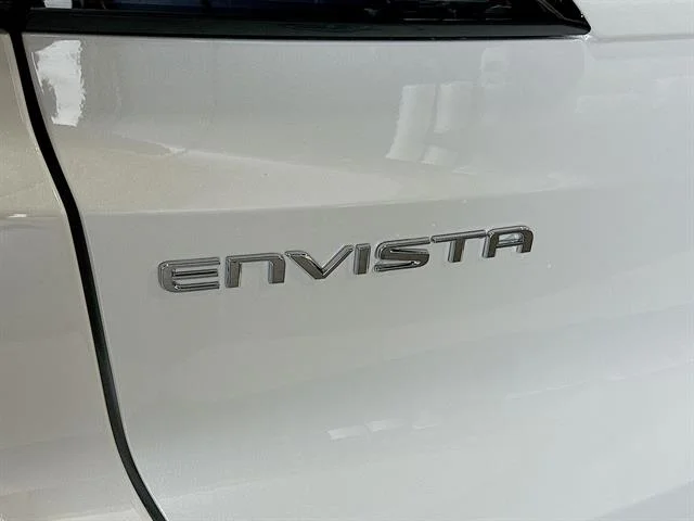 New 2026 White Frost Tricoat Buick Avenir image 30