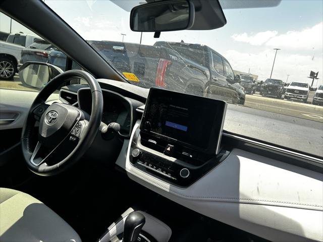 2023 Toyota Corolla Hatchback SE - Photo 14