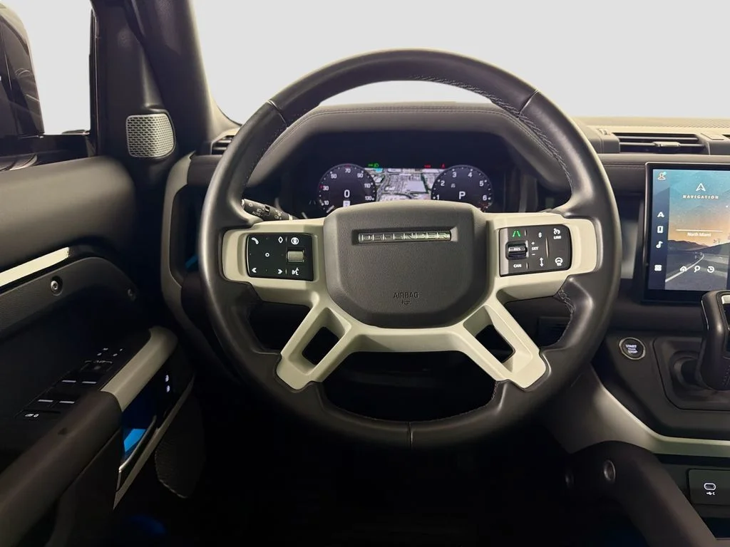 Used 2024 Black Land Rover S image 24