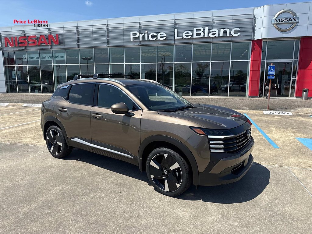2025 Nissan Kicks SR