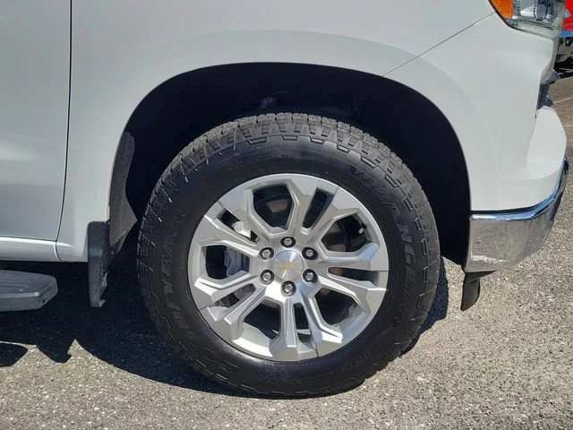 2024 Chevrolet Silverado 1500 LTZ - Photo 6