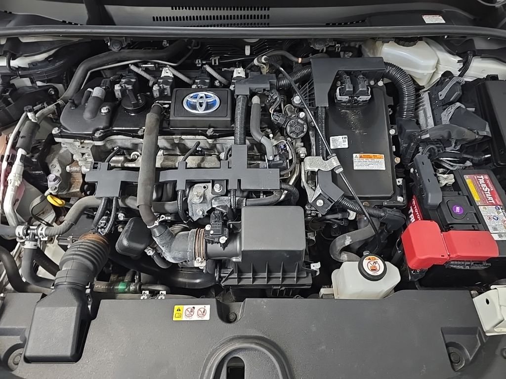 Used 2020 Blizzard Pearl Toyota LE image 12