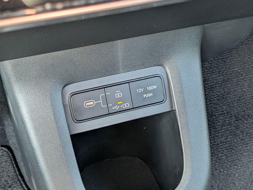 New 2026 White Hyundai SE image 25