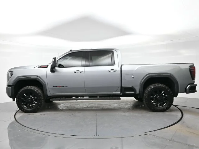 Used 2025 Sterling Metallic GMC AT4 image 4