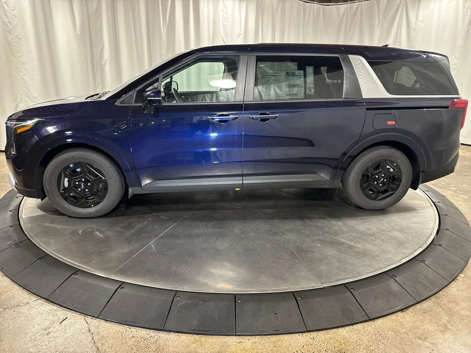 New 2026 Deep Chroma Blue Kia LXS image 6
