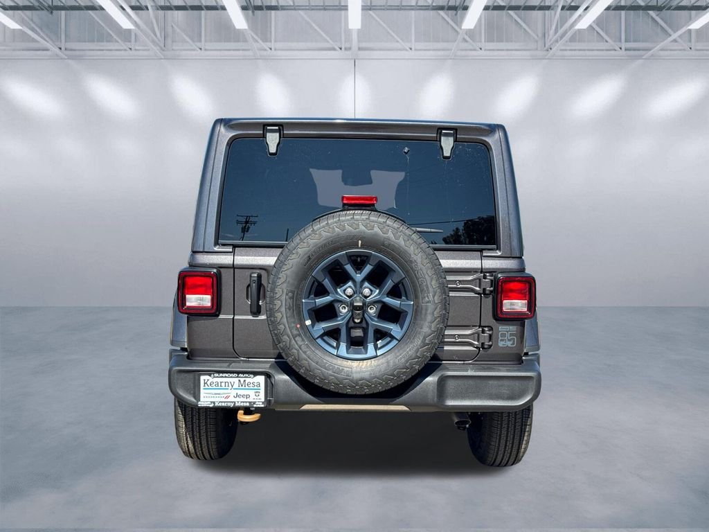 New 2026 Granite Crystal Metallic Clear-Coat Exterior Paint Jeep 85th Anniversary Edition image 5