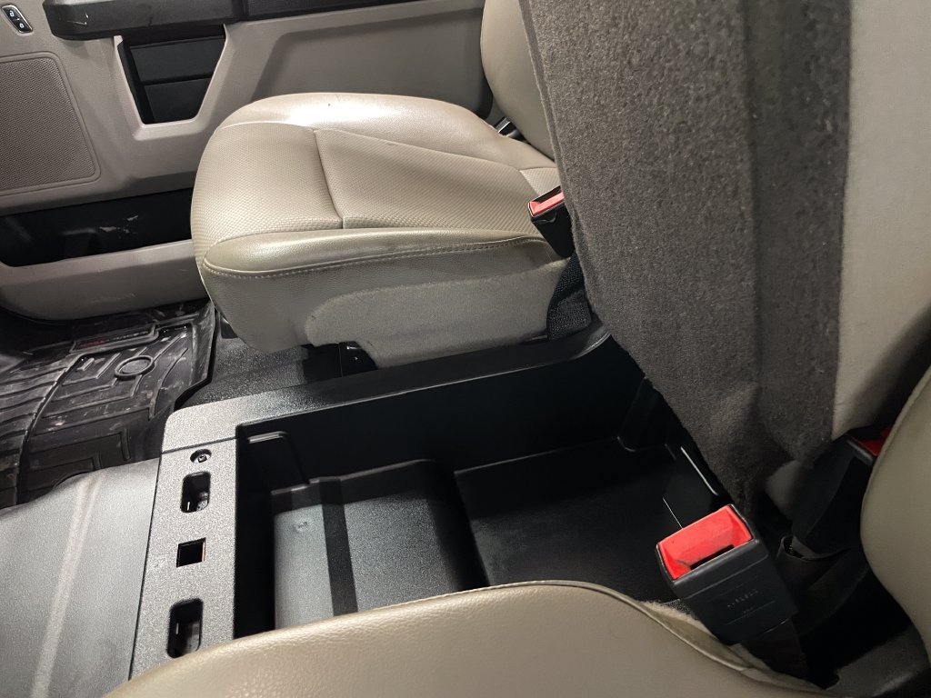 Used 2020 Gray Ford XL image 31
