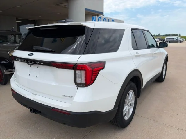 New 2026 Star White Metallic Tri-Coat Ford Active 100A image 31