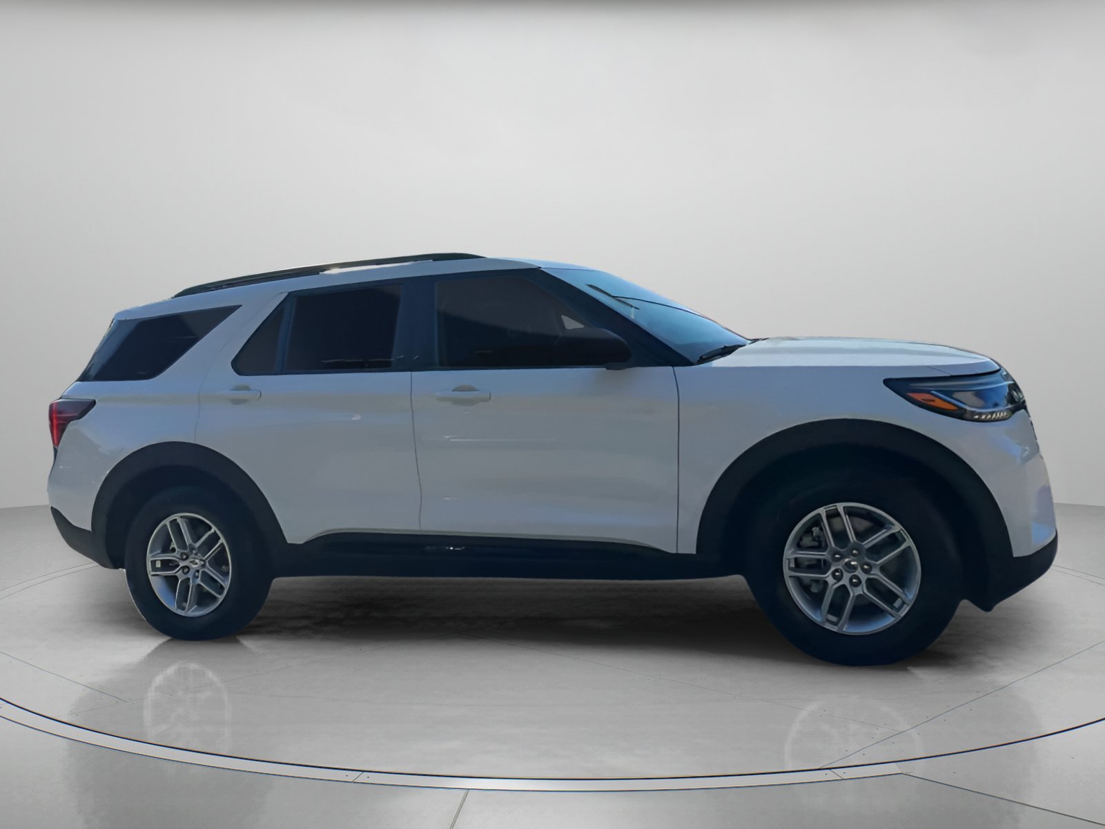New 2026 Star White Metallic Tri-Coat Ford Active image 32
