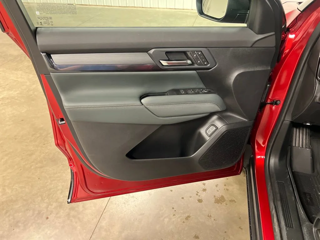 2026 GMC Terrain AT4 - Photo 28