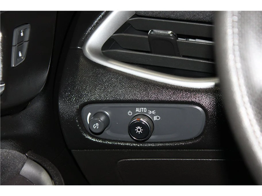 Used 2022 Dark Ash Metallic Chevrolet LT image 26