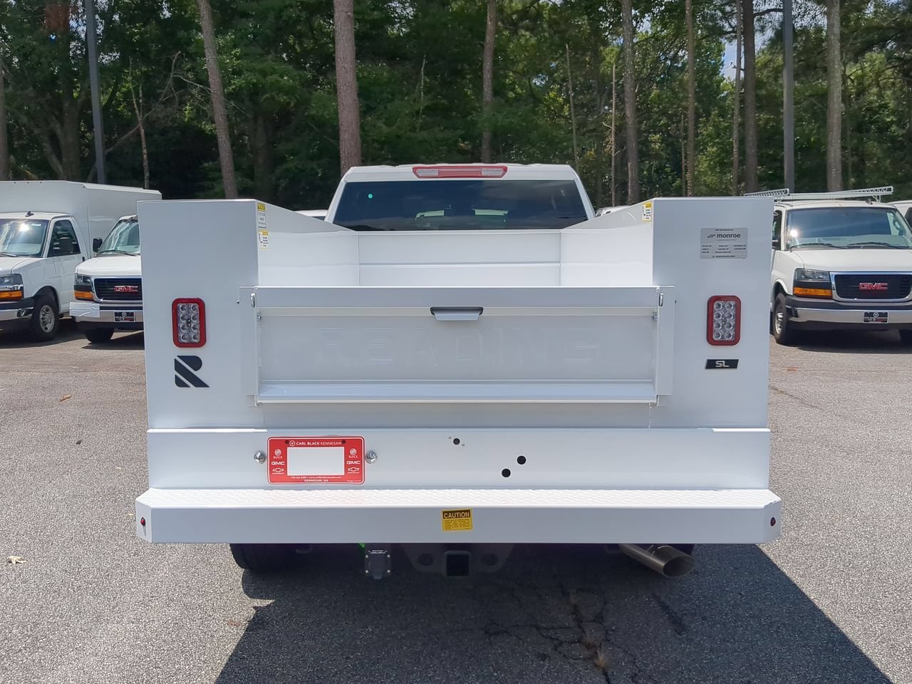 New 2026 Summit White GMC Pro image 7