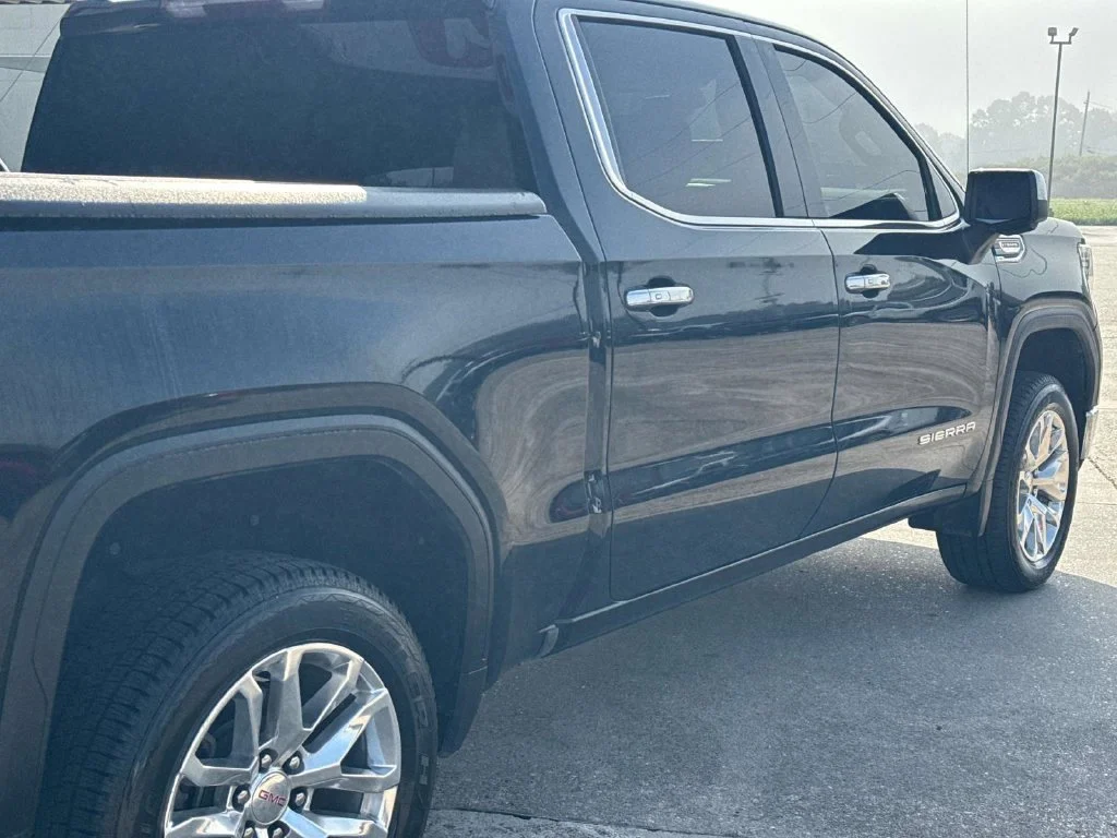 Used 2019 Black GMC SLT image 20