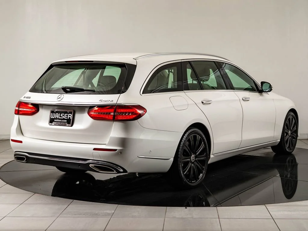 Used 2018 White Mercedes-Benz E 400 image 10