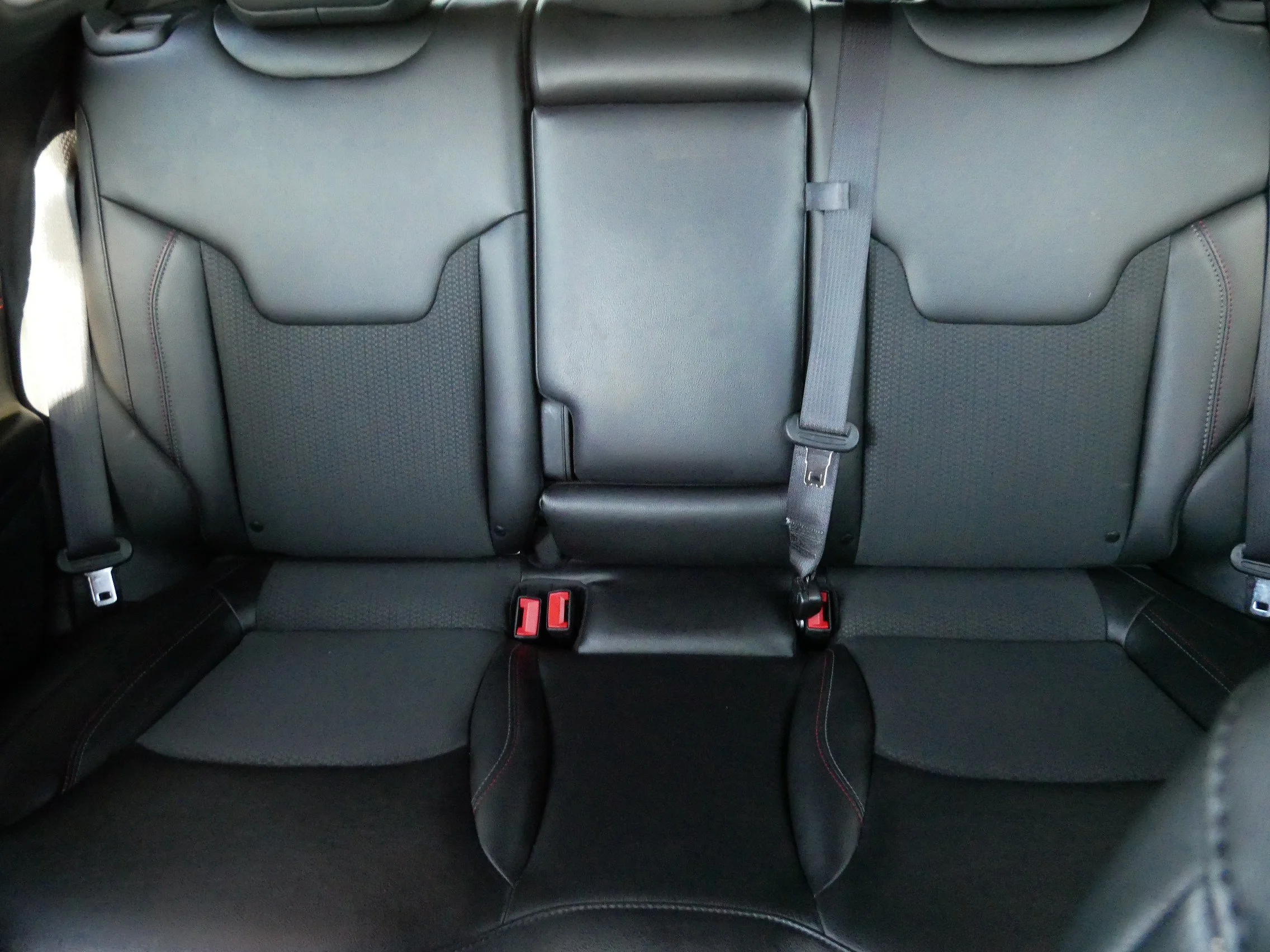 Used 2025 Bright White Clearcoat Jeep Trailhawk image 13