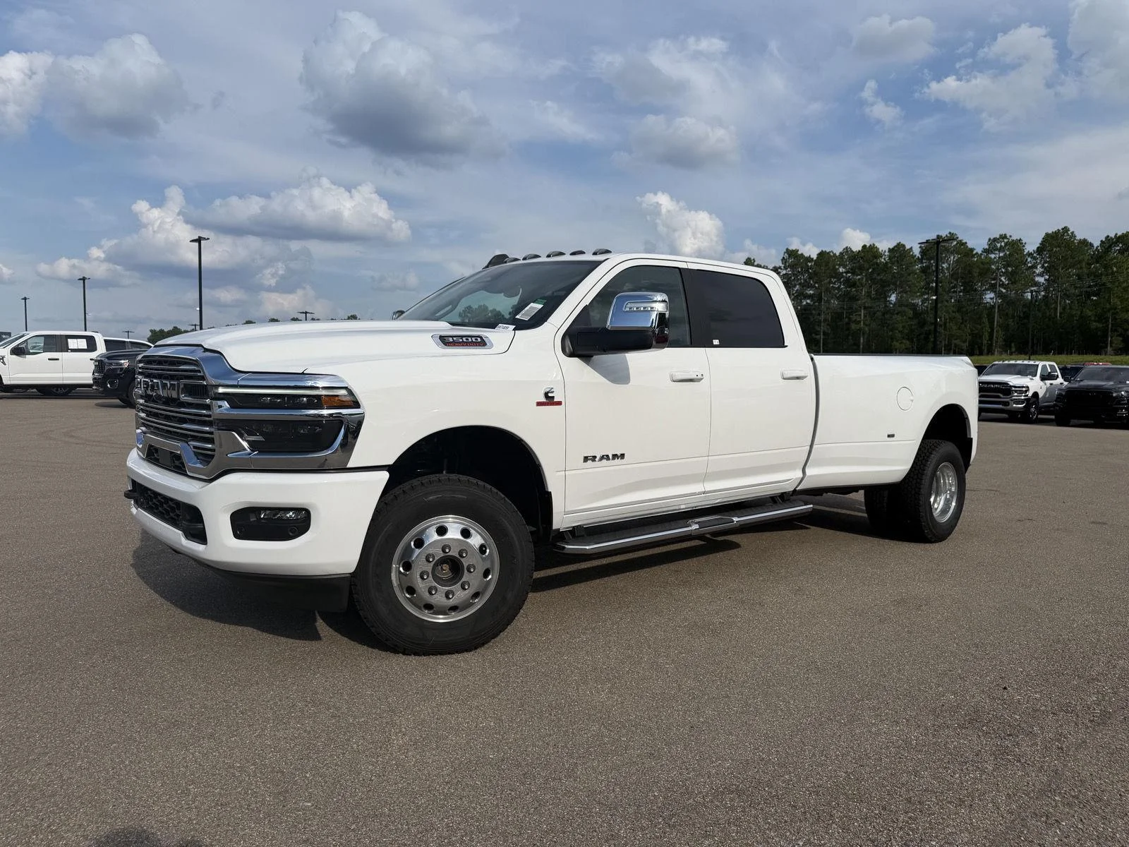New 2026 Bright White Clear-Coat Exterior Paint RAM Laramie image 1