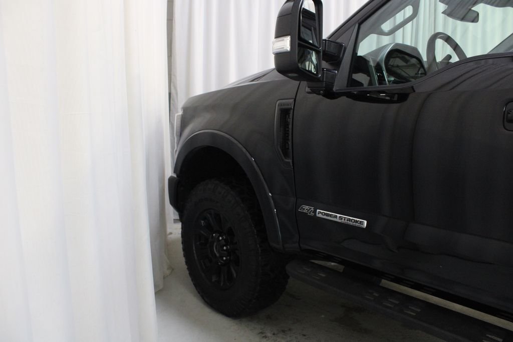 Used 2021 Black Metallic Ford Lariat image 31
