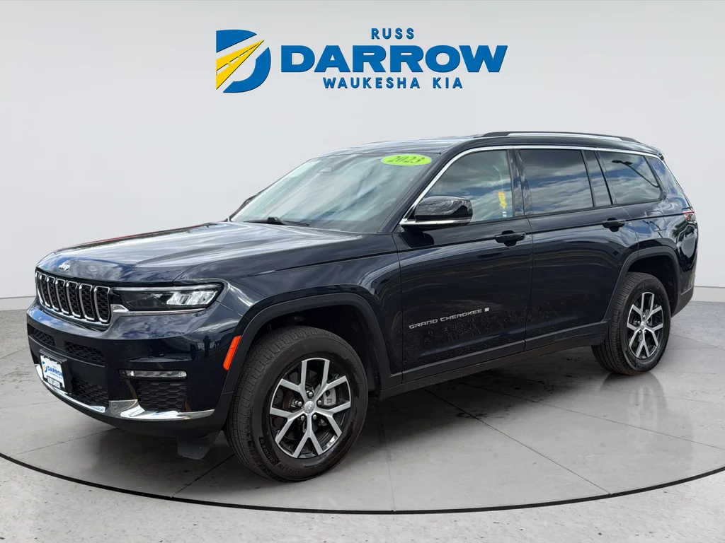 Used 2023 Black Jeep Limited image 1