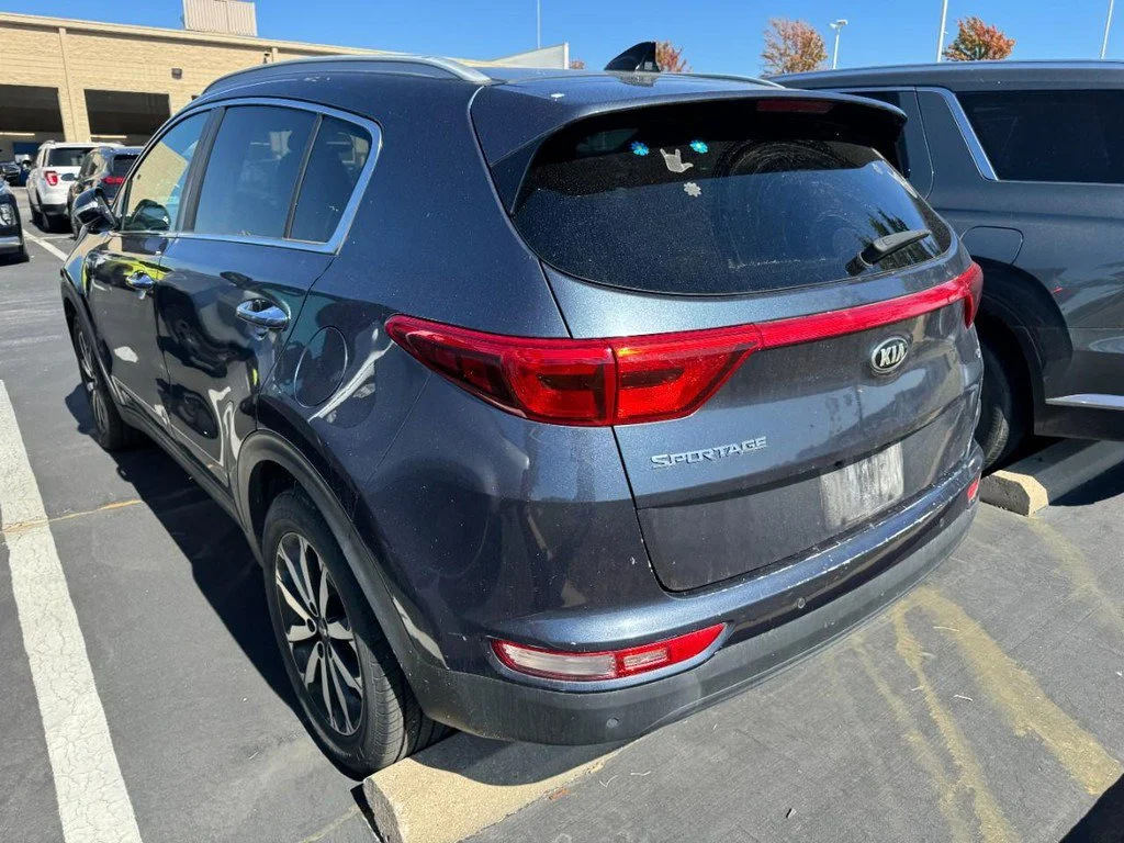 Used 2017 Blue Kia EX image 4