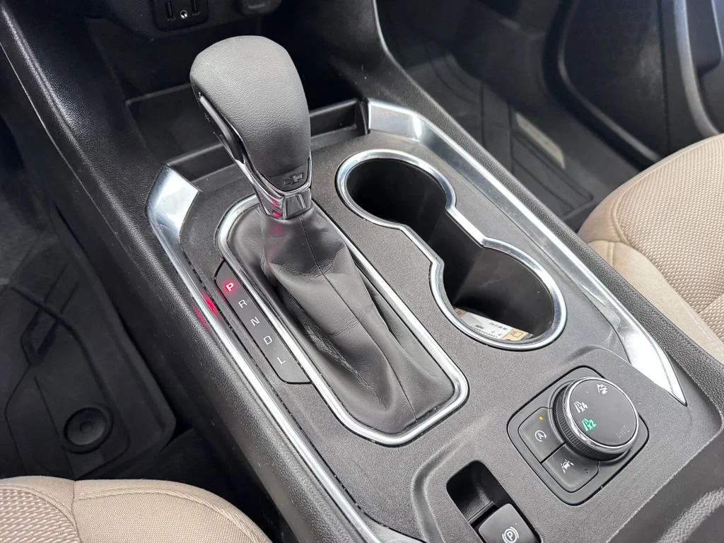 2023 Chevrolet Traverse LS - Photo 23