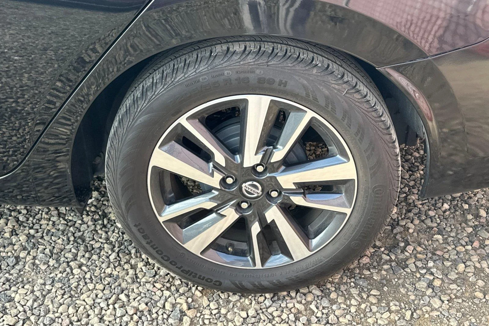 Used 2021 Super Black Nissan SV image 4