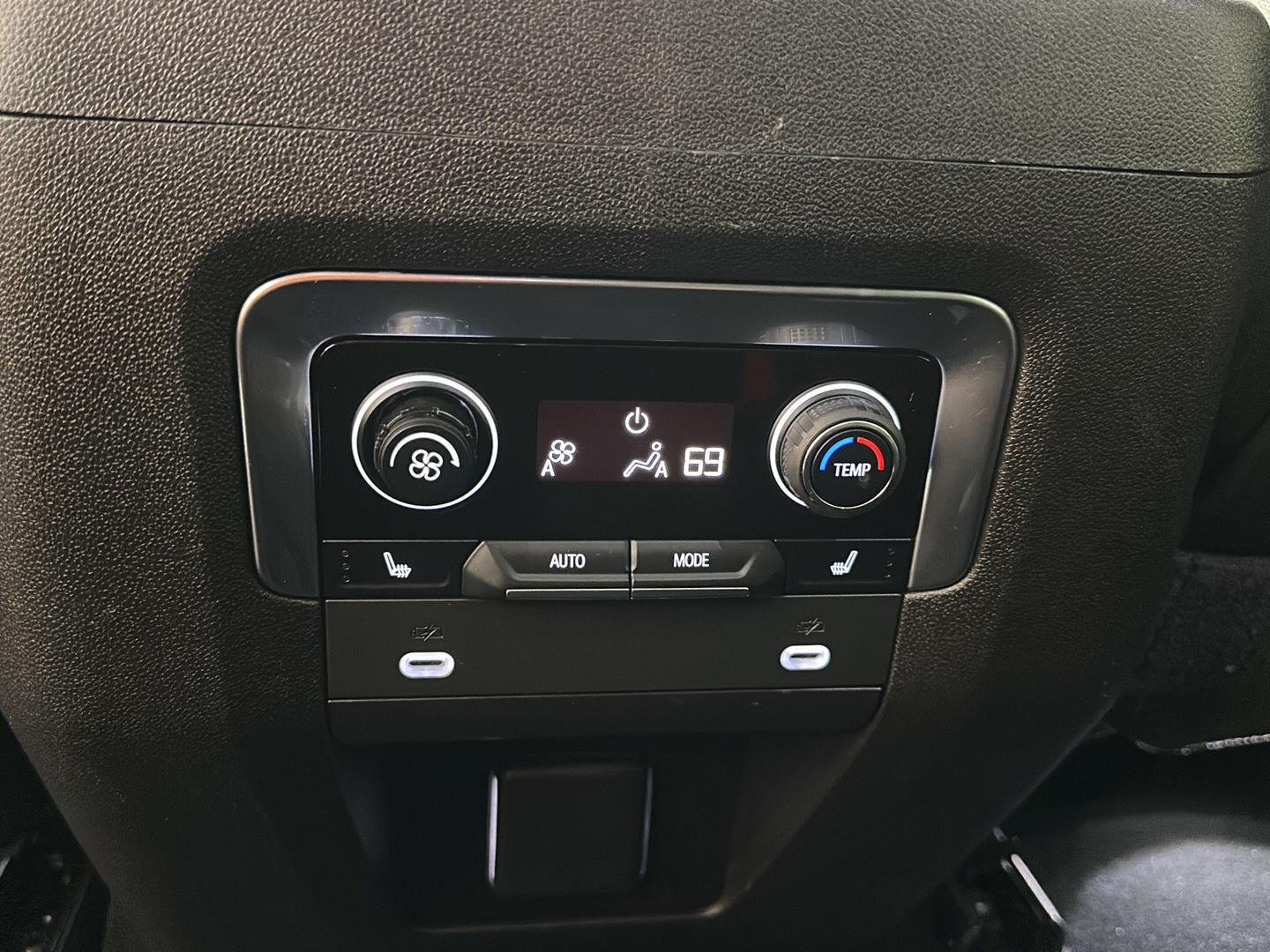 Used 2021 Black Chevrolet Premier image 13