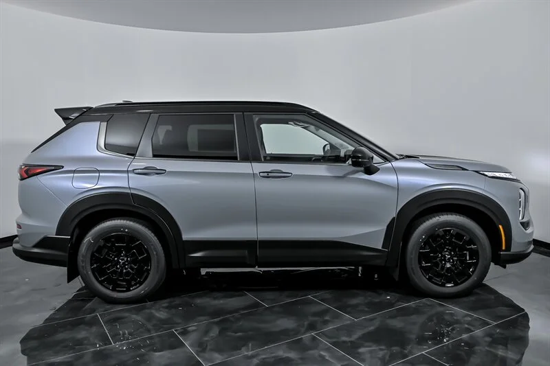 2025 Mitsubishi Outlander Trail Edition - Photo 9