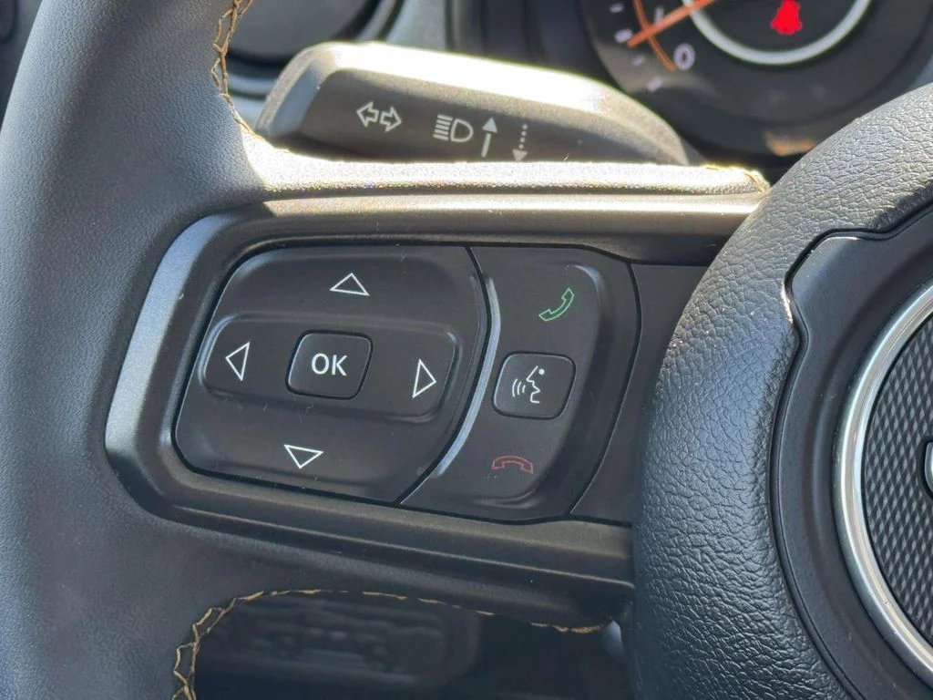 Used 2024 White Jeep Sport S image 22