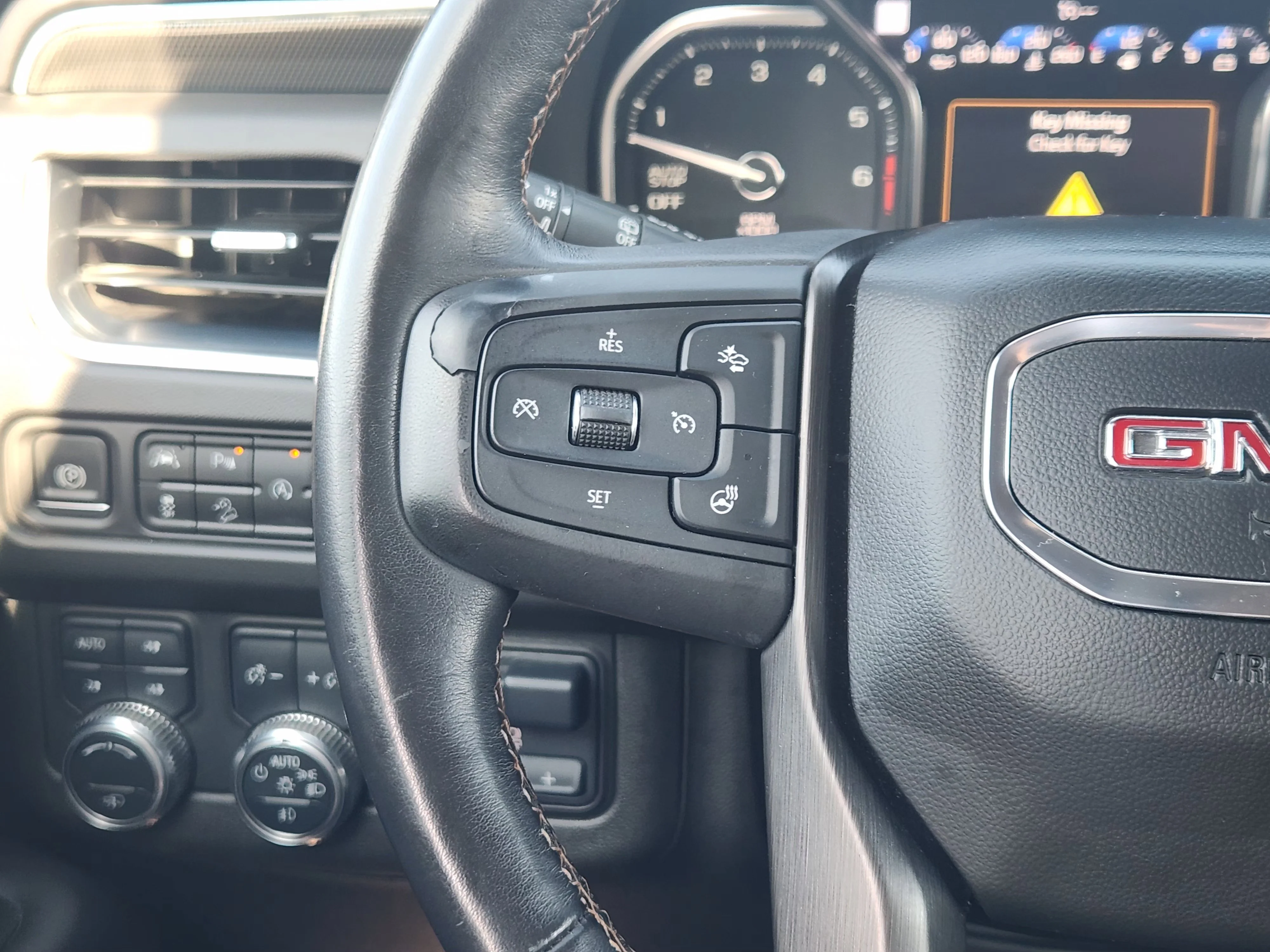 Used 2021 Onyx Black GMC AT4 image 29