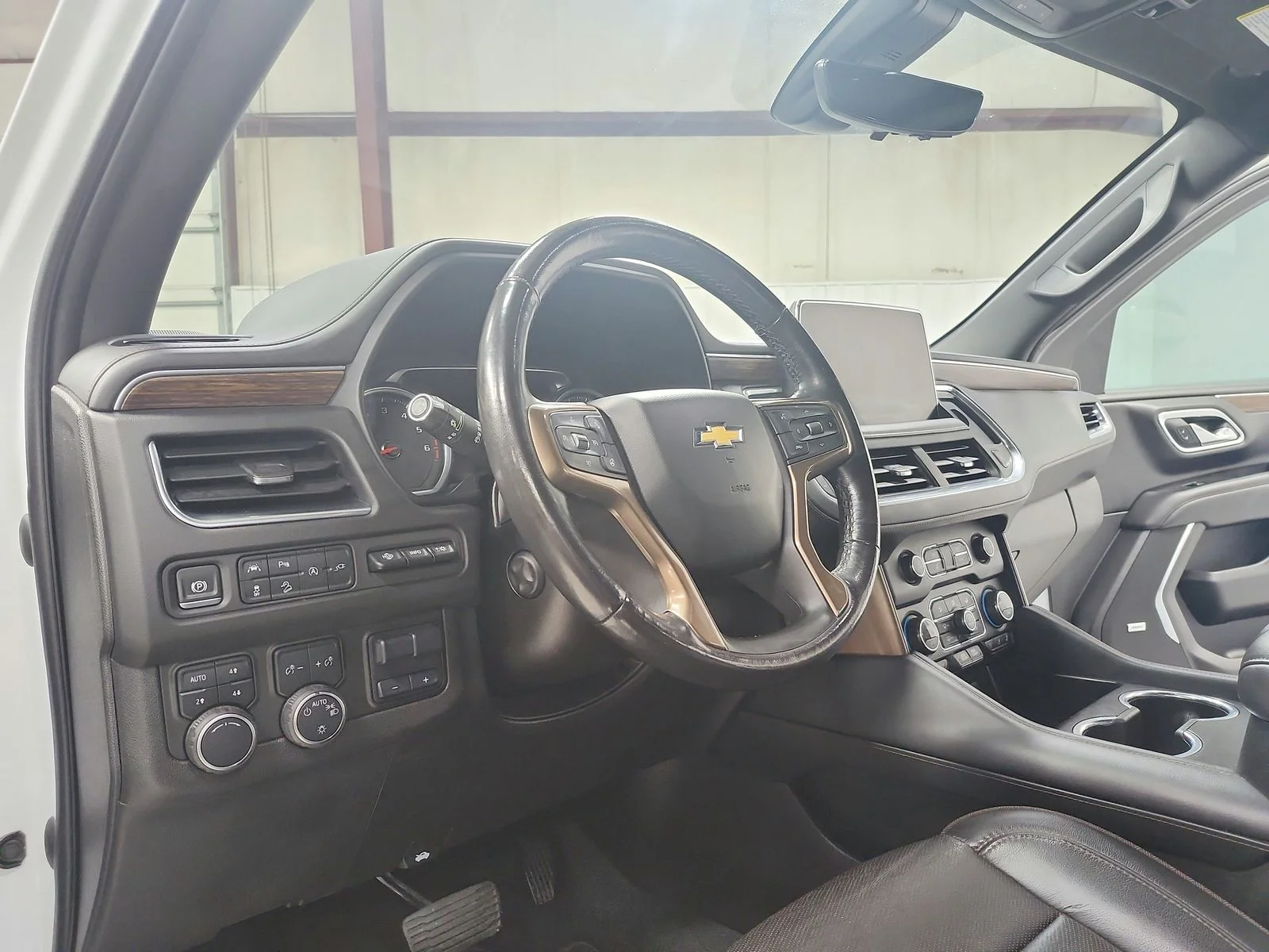 Used 2021 Summit White Chevrolet High Country image 18