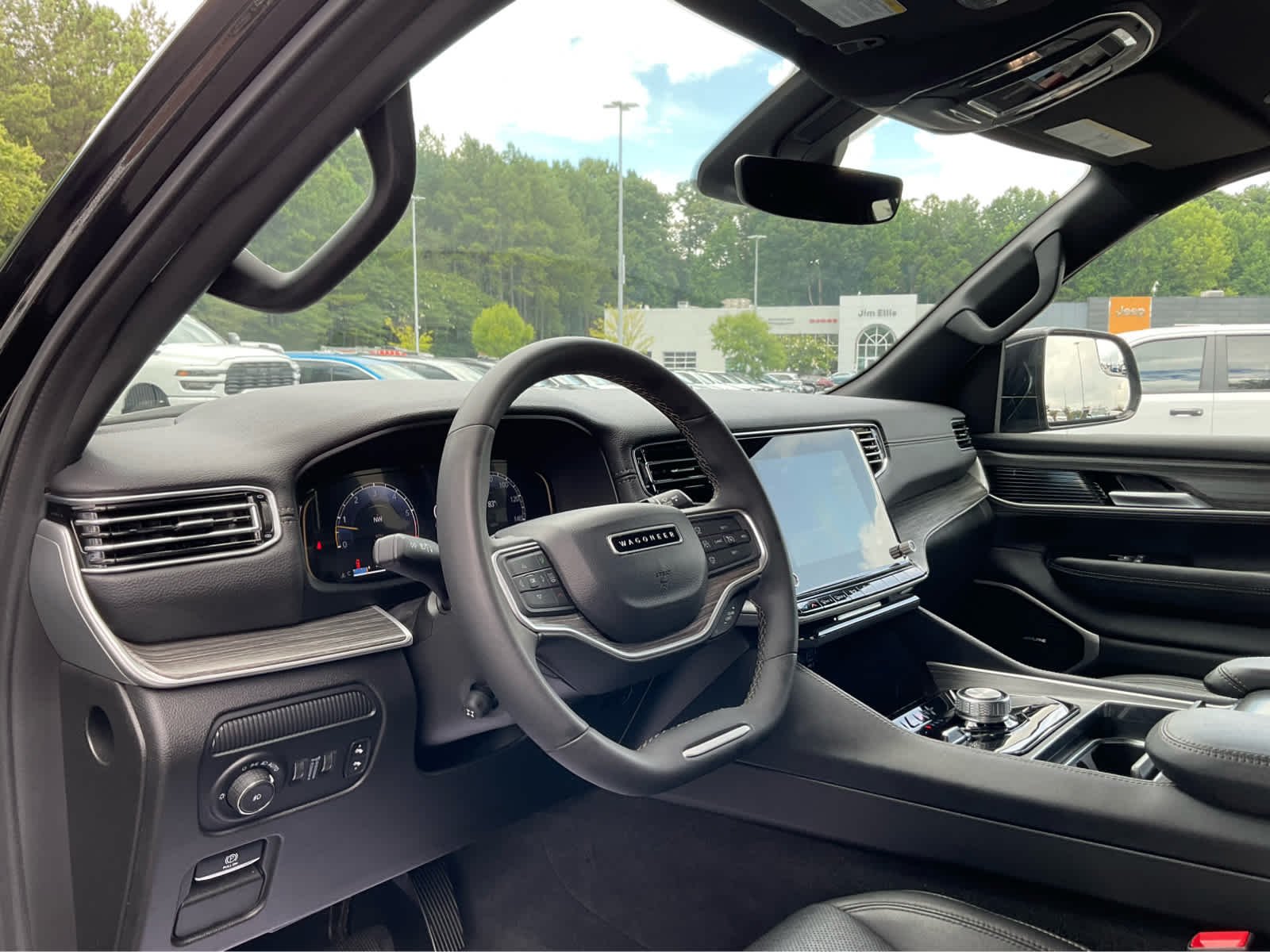 Used 2024 Diamond Black Crystal Pearlcoat Jeep Series II image 15