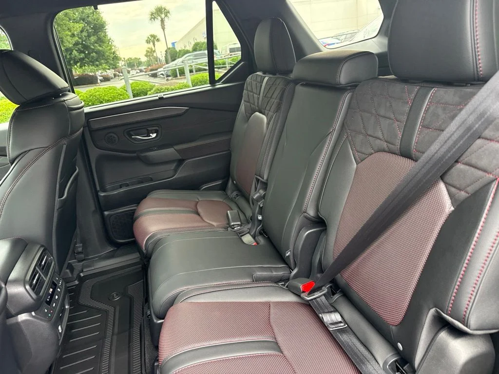 New 2026 Crystal Black Pearl Honda Black Edition image 11