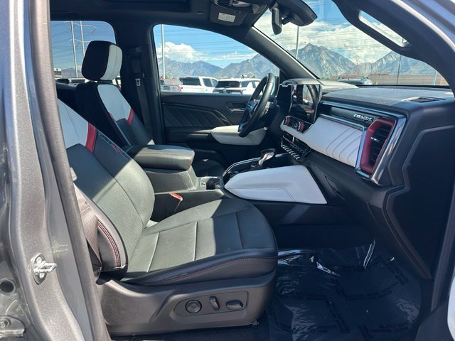 2024 GMC Canyon AT4X - Photo 32