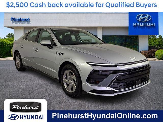 2026 Hyundai Sonata SE's photo