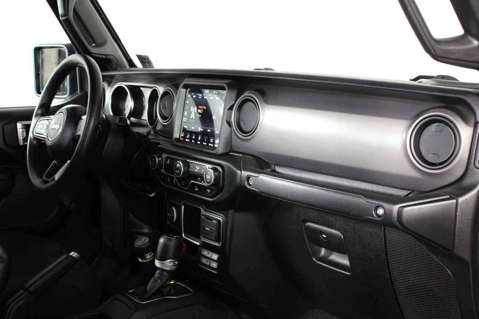 Used 2023 Gray Jeep Sport image 18