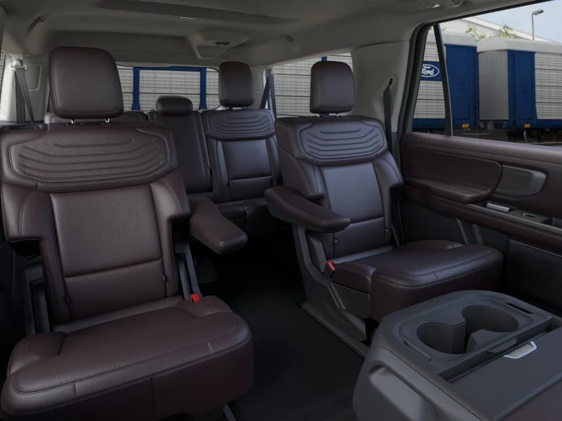 New 2026 Star White Metallic Tri-Coat Ford MAX Platinum® image 11