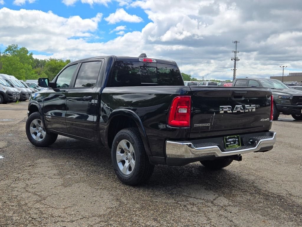 New 2026 Diamond Black Crystal Pearl-Coat Exterior Paint RAM Big Horn/Lone Star image 13