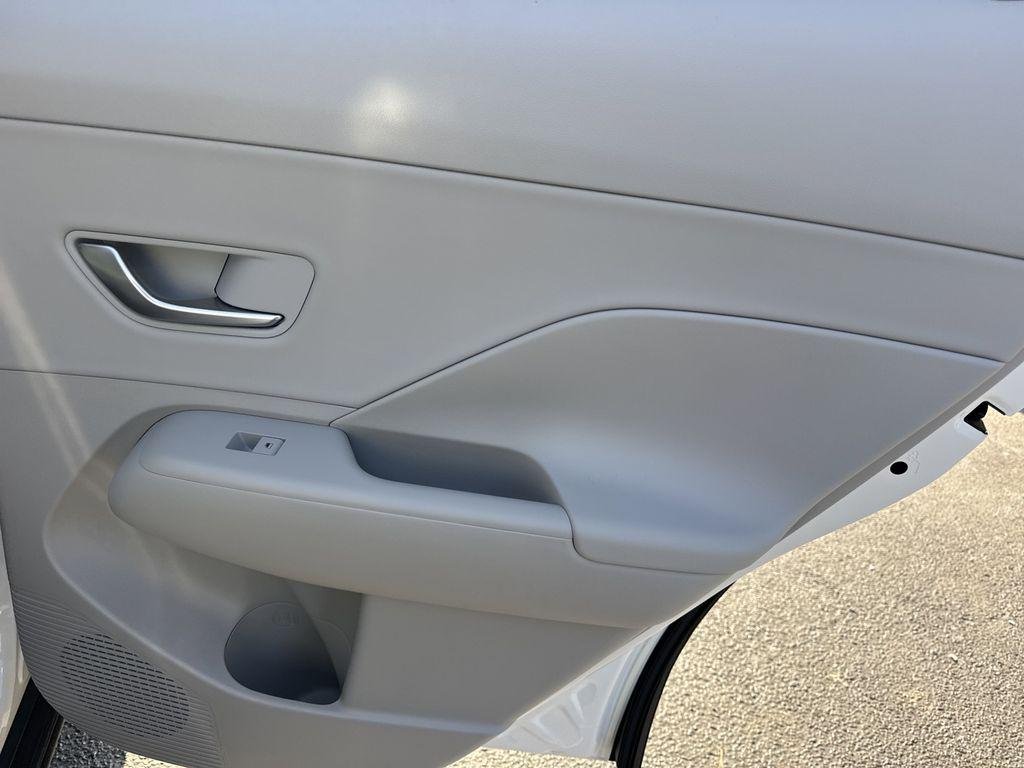 New 2026 White Hyundai SEL Premium FWD image 14