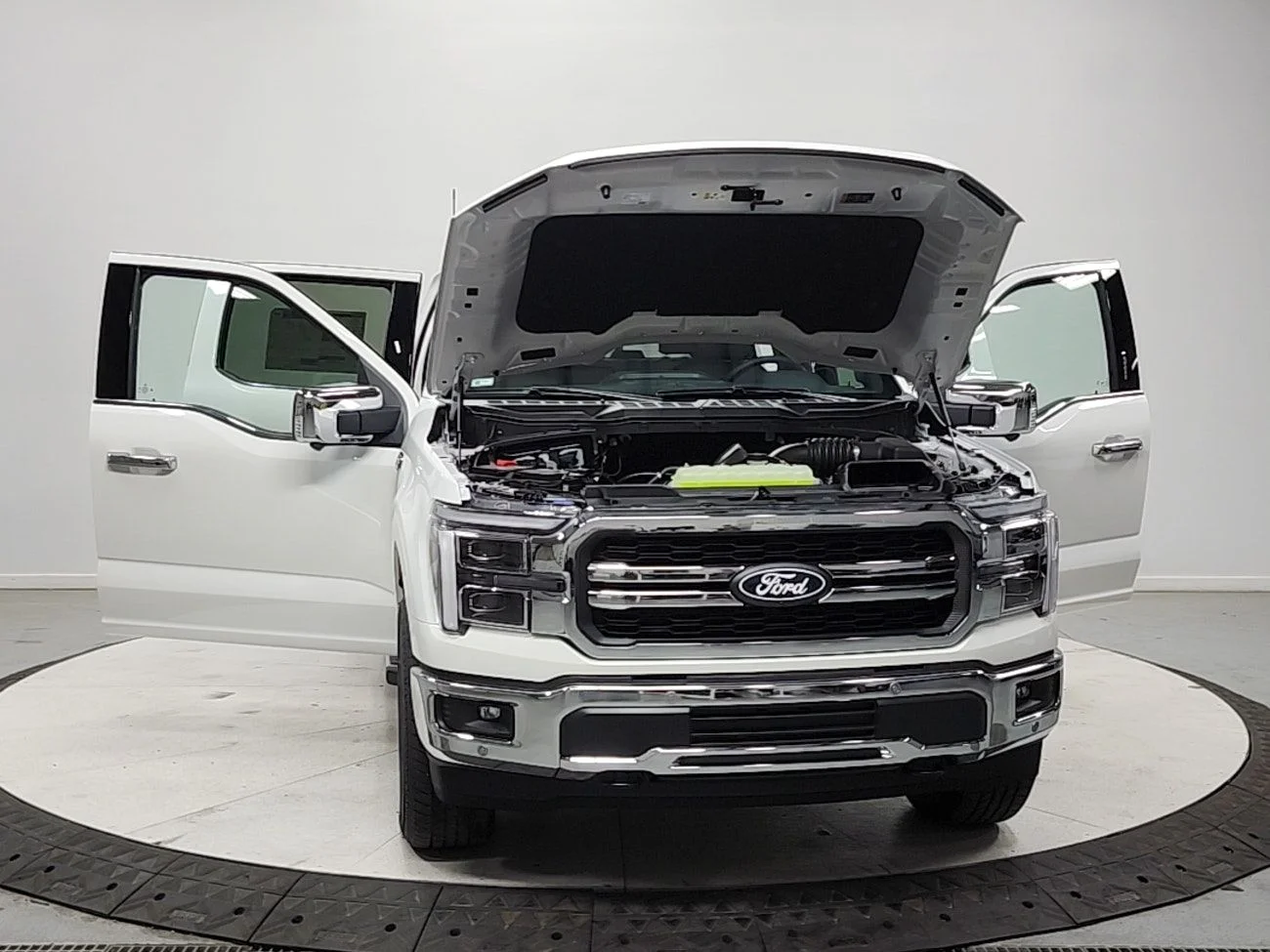 New 2026 White Ford Lariat image 10