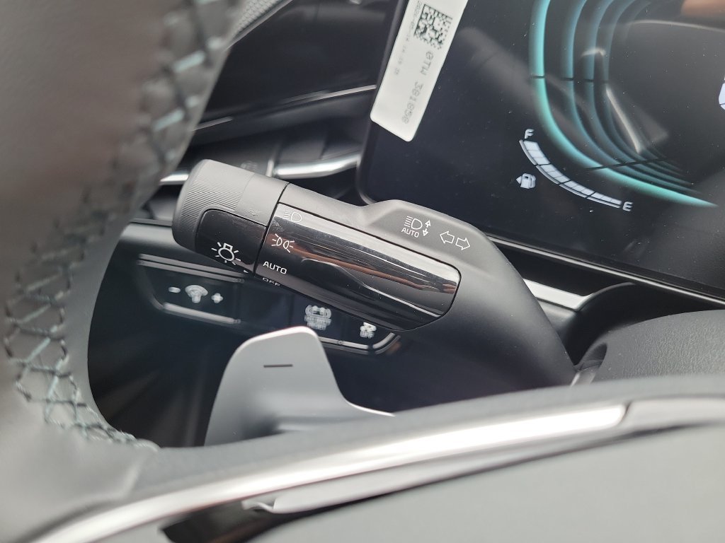 New 2026 Steel Gray Kia EX image 28