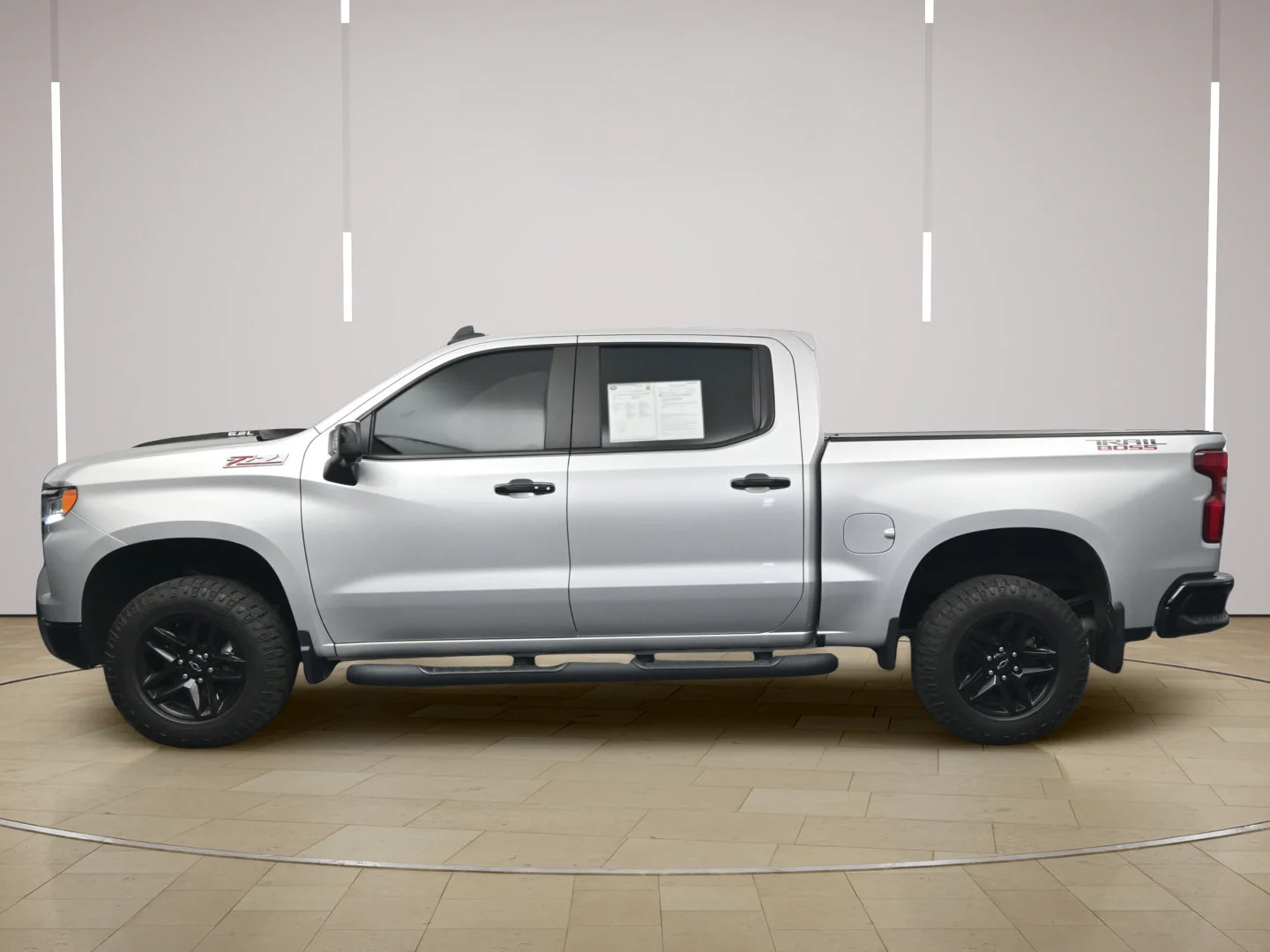 Used 2022 Silver Ice Metallic Chevrolet LT Trail Boss image 4