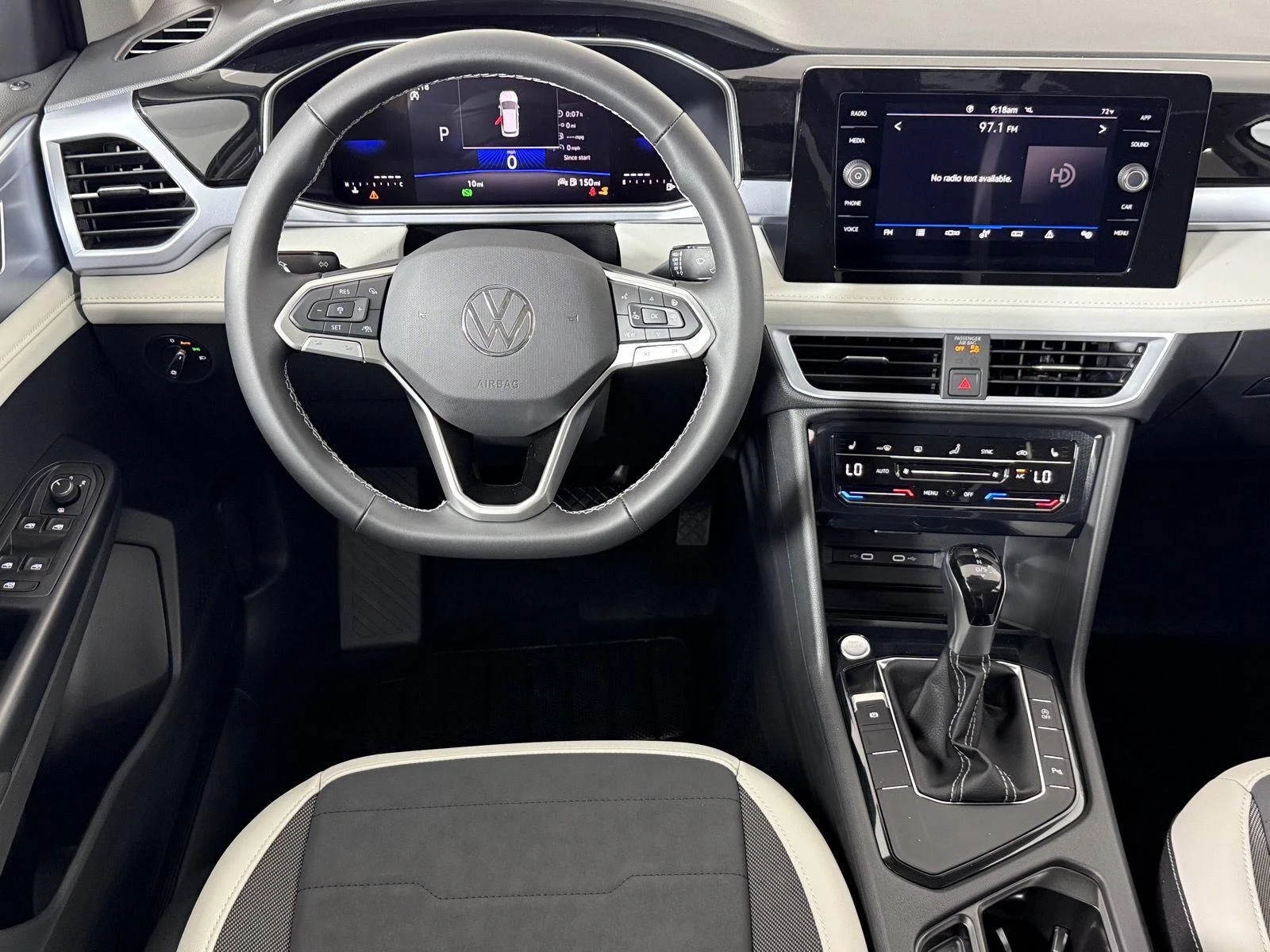 New 2026 Pyrite Silver Metallic Volkswagen SE image 23