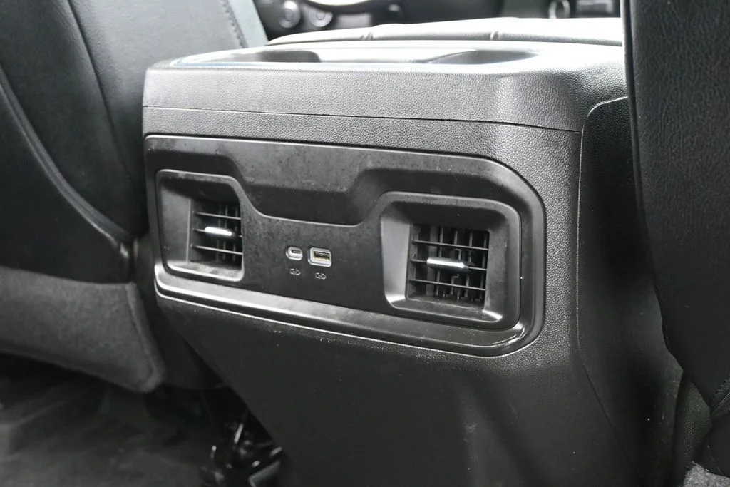Used 2022 Summit White Chevrolet RST image 46